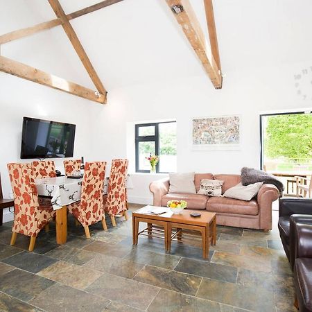 South Cottage - Rural Gem In The Heart Of The Sussex Countryside Twineham 外观 照片
